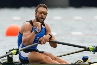 Στέφανος Ντούσκος: 11 χρόνια σε κοινόβιο, 8 ώρες την ημέρα προπόνηση 41