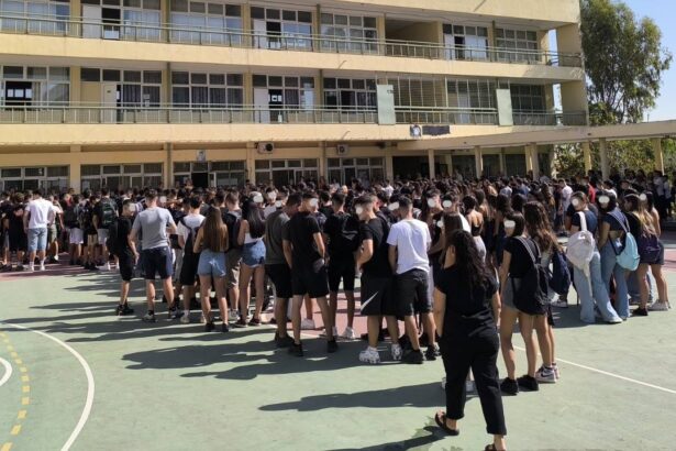 Ο αγιασμός στα σχολεία του Χαϊδαρίου 31