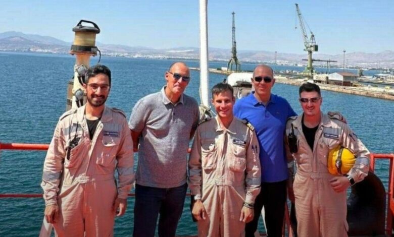 Ψήφος εμπιστοσύνης στον "νέο" Σκαραμαγκά 2 Ψήφος εμπιστοσύνης στον "νέο" Σκαραμαγκά 1