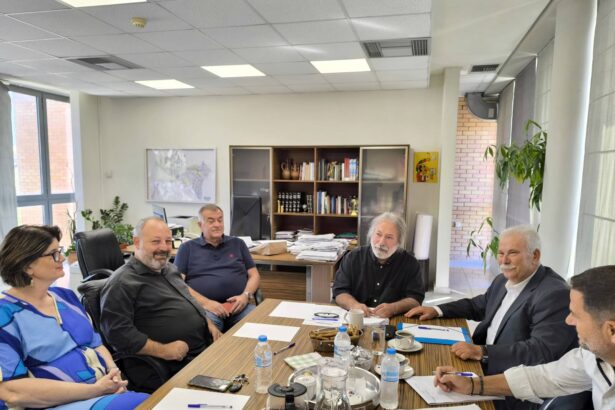 Επίσκεψη του νέου αντιπεριφερειάρχη Δυτικού Τομέα στο Δημαρχείο - Τα θέματα της πόλης που έθεσε η διοίκηση του Δήμου 19