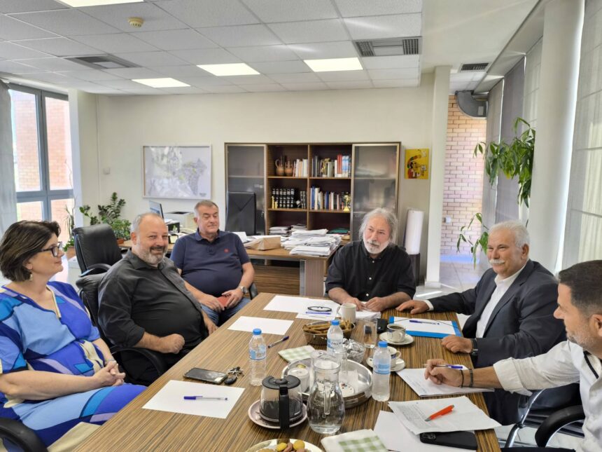 Επίσκεψη του νέου αντιπεριφερειάρχη Δυτικού Τομέα στο Δημαρχείο - Τα θέματα της πόλης που έθεσε η διοίκηση του Δήμου 1