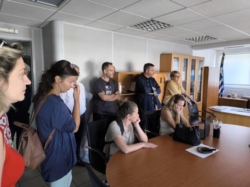 Παράσταση διαμαρτυρίας στην Πρωτοβάθμια για τα προβλήματα στα σχολεία του Χαϊδαρίου 1