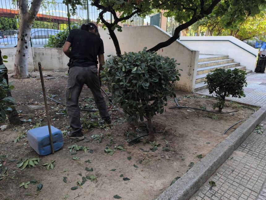Συνεχίζονται οι εργασίες στα σχολεία του Χαϊδαρίου 1