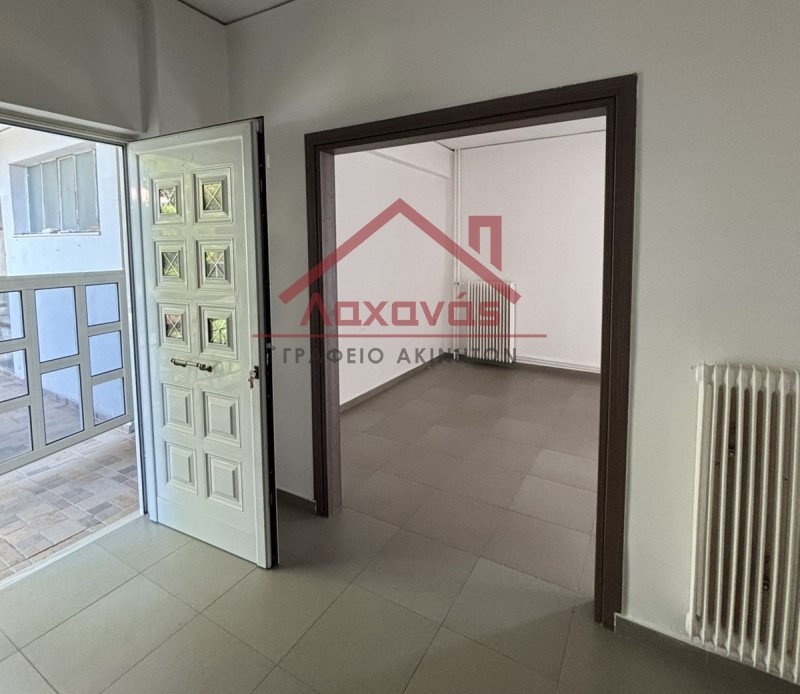 Πωλείται ανακαινισμένο διαμέρισμα 85 τμ. στο Δάσος Χαϊδαρίου 9 Πωλείται ανακαινισμένο διαμέρισμα 85 τμ. στο Δάσος Χαϊδαρίου 8
