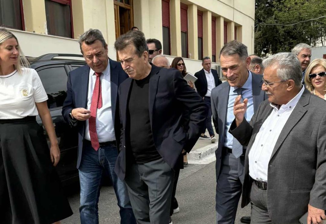 Επίσκεψη Χρυσοχοΐδη στο Νοσοκομείο Αγία Βαρβάρα 3