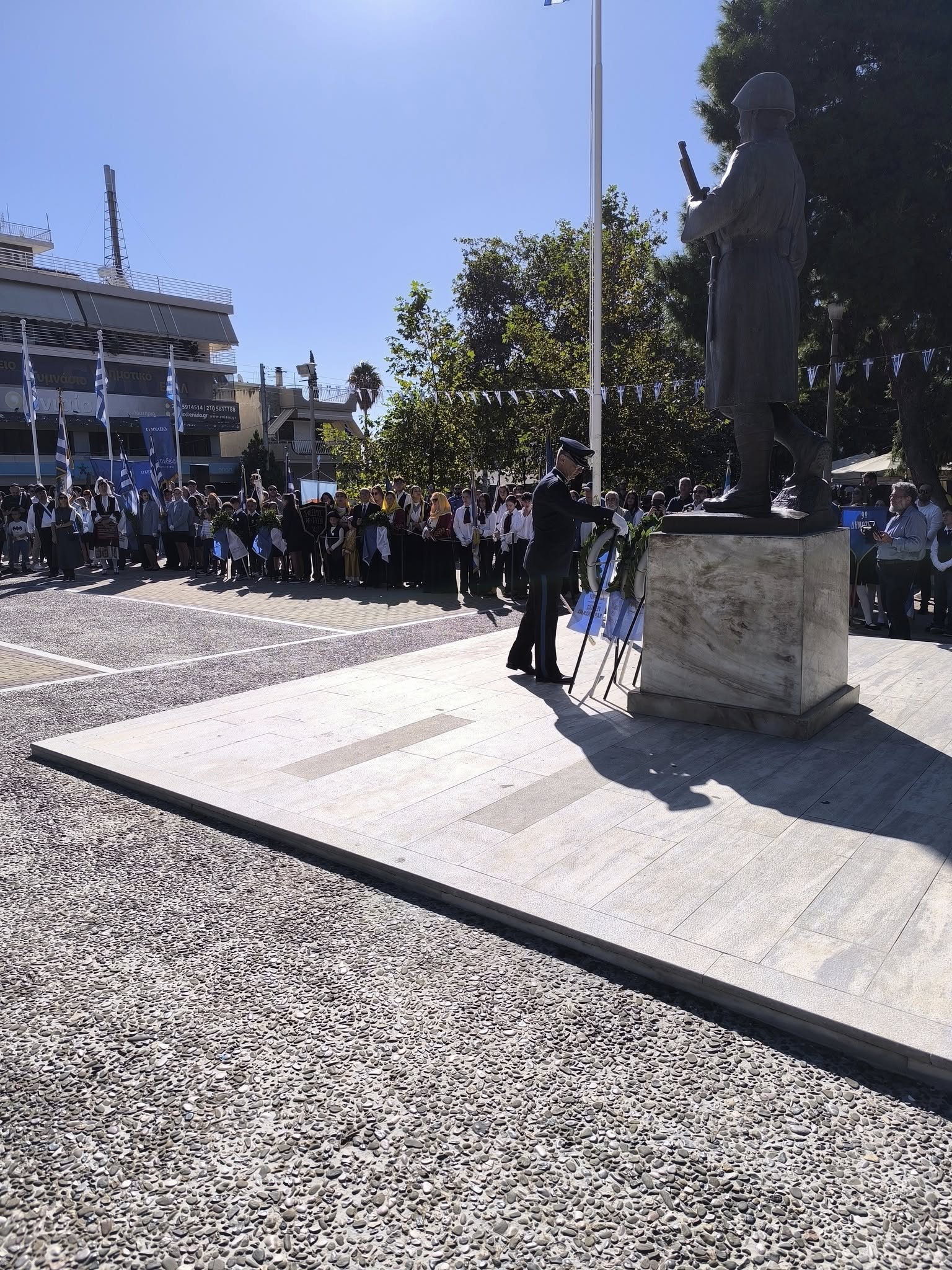 Με λαμπρότητα στο Χαϊδάρι οι εκδηλώσεις για την Εθνική Εορτή της 28ης Οκτωβρίου 16 Με λαμπρότητα στο Χαϊδάρι οι εκδηλώσεις για την Εθνική Εορτή της 28ης Οκτωβρίου 15