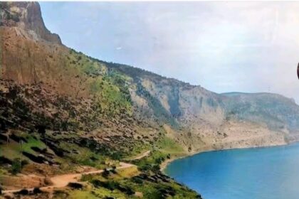 Αναγνωρίζεις το όμορφο σημείο της Αττικής; - 8 σπάνιες φωτογραφίες μιας υπέροχης ριβιέρας 85