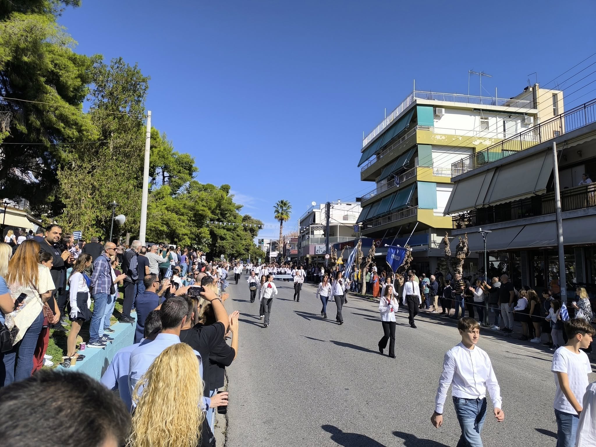 Με λαμπρότητα στο Χαϊδάρι οι εκδηλώσεις για την Εθνική Εορτή της 28ης Οκτωβρίου 24 Με λαμπρότητα στο Χαϊδάρι οι εκδηλώσεις για την Εθνική Εορτή της 28ης Οκτωβρίου 23