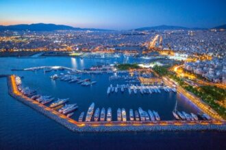 Οι επενδύσεις των 200 εκατομμυρίων ευρώ ανά χιλιόμετρο στην αθηναϊκή ριβιέρα και η "σκοτεινή πλευρά του φεγγαριού" 27