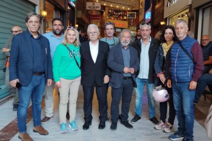 Η δημοτική αρχή στην κινητοποίηση κατά του κλεισίματος των ΕΛΤΑ 6 Η δημοτική αρχή στην κινητοποίηση κατά του κλεισίματος των ΕΛΤΑ 5