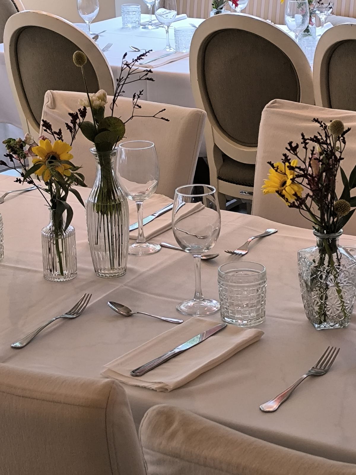 «Γιορτή»: Το ιδανικό εστιατόριο για μια αξέχαστη βάπτιση 6 «Γιορτή»: Το ιδανικό εστιατόριο για μια αξέχαστη βάπτιση 5