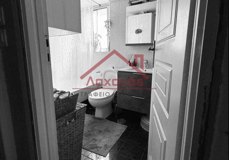 Αγία Βαρβάρα - Κορυδαλλός: Πωλείται ανακαινισμένο διαμέρισμα 92 τμ., 210.000 €, κοντά στο Μετρό 11