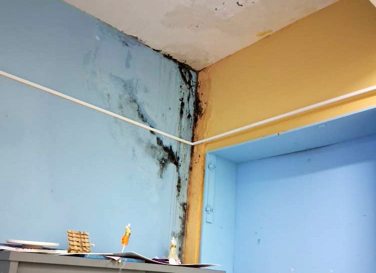 Εικόνες Χαϊδαρίου... Παιδαγωγική μούχλα και μιζέρια 9