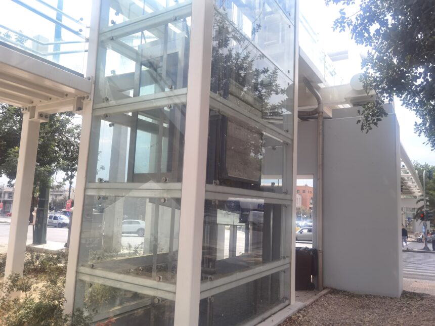 Αν δεν μπορούν να λειτουργήσουν σωστά, οι πεζογέφυρες είναι περιττή πολυτέλεια 1