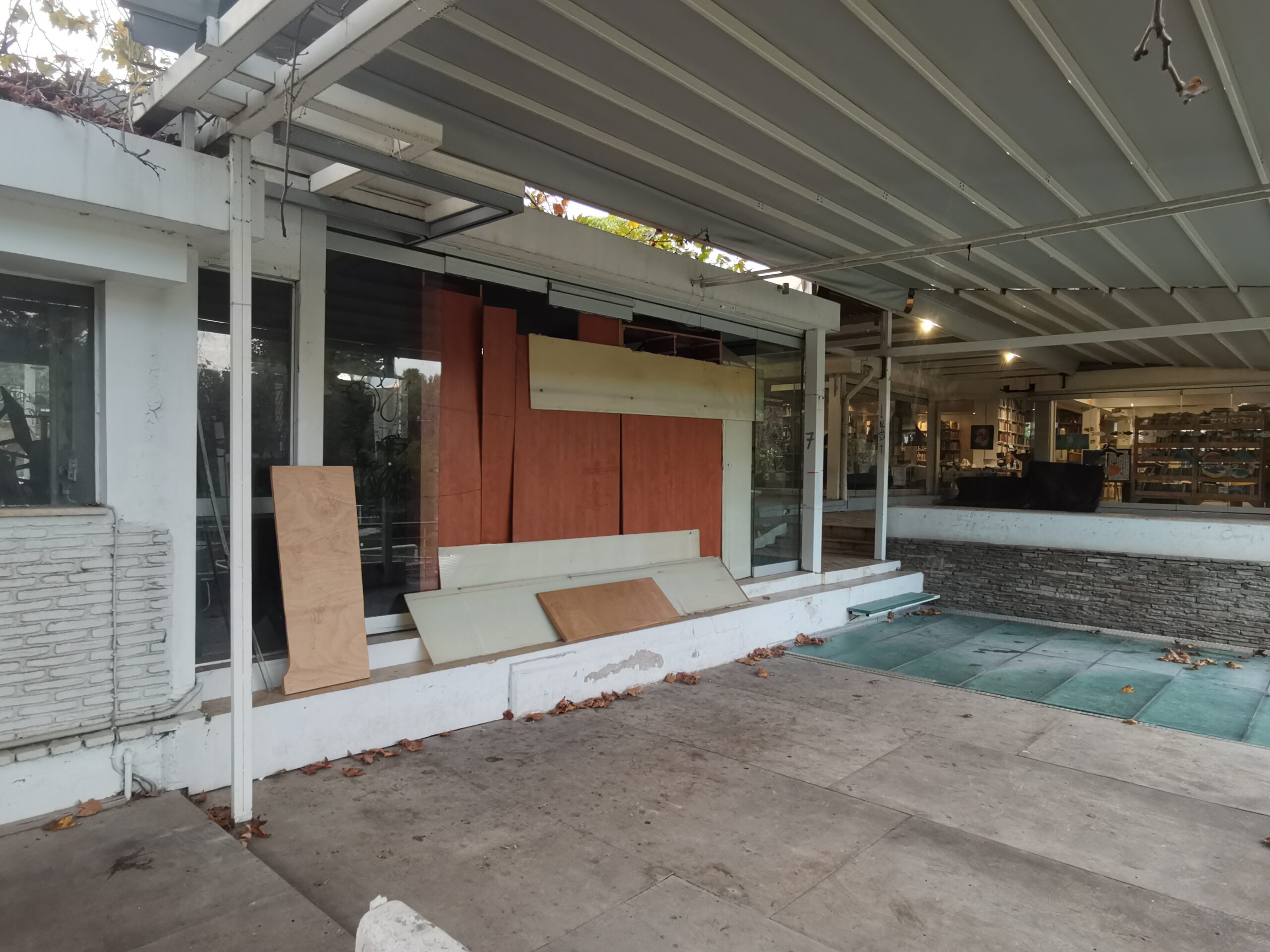 Δημοτική Βιβλιοθήκη: Άγος στην καρδιά της πόλης και του πολιτισμού 3