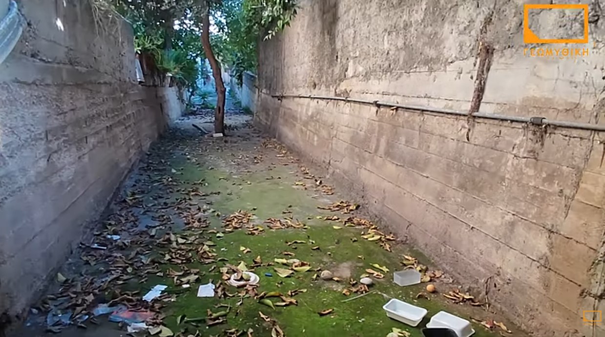 Βίντεο: Ρέμα Εδέσσης - Οδοιπορικό σε Σάμου, Καραϊσκάκη, Λιούμη 5 Βίντεο: Ρέμα Εδέσσης - Οδοιπορικό σε Σάμου, Καραϊσκάκη, Λιούμη 4