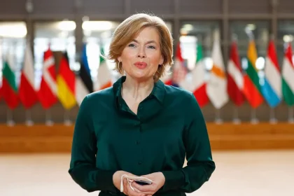 "Η Γερμανία είναι το πορνείο της Ευρώπης" 7