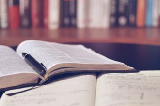 Δήμος Χαϊδαρίου: 1ος Μαθητικός Διαγωνισμός Διηγήματος και Ποίησης  34