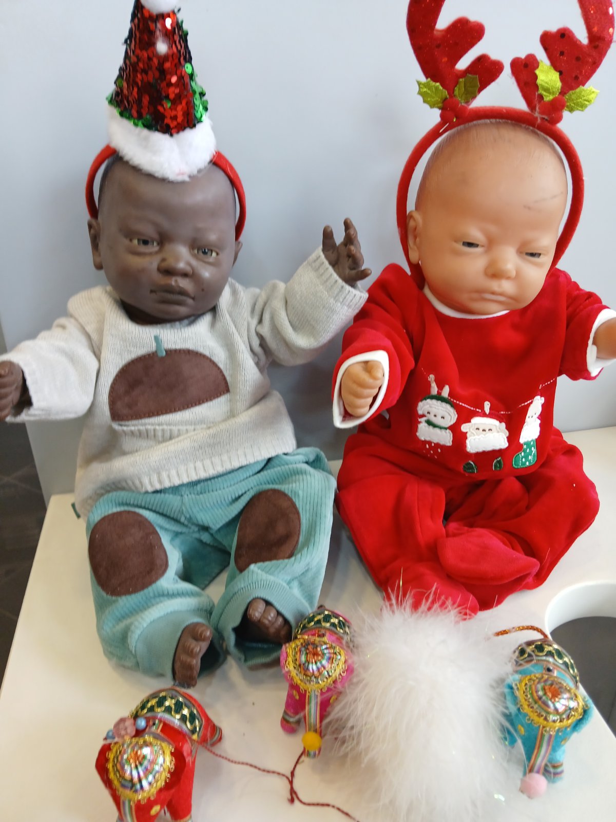 "Ηώ", Χαϊδάρι: Μια γιορτινή βιτρίνα γεμάτη φως και αγάπη - Δείτε φωτογραφίες 35