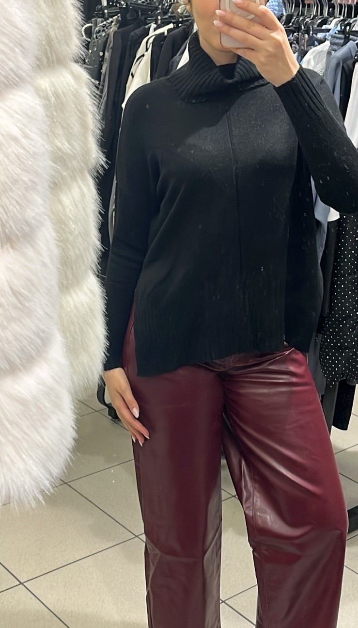 Δείτε τη λαμπερή συλλογή ρούχων του Be Queen και βρείτε το outfit σας για κάθε στιγμή των γιορτών! 8 Δείτε τη λαμπερή συλλογή ρούχων του Be Queen και βρείτε το outfit σας για κάθε στιγμή των γιορτών! 7