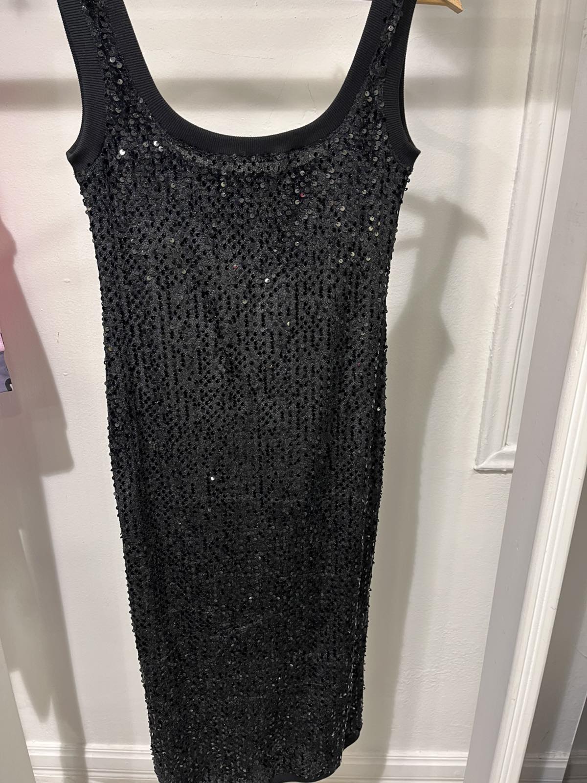 Δείτε τη λαμπερή συλλογή ρούχων του Be Queen και βρείτε το outfit σας για κάθε στιγμή των γιορτών! 38 Δείτε τη λαμπερή συλλογή ρούχων του Be Queen και βρείτε το outfit σας για κάθε στιγμή των γιορτών! 37