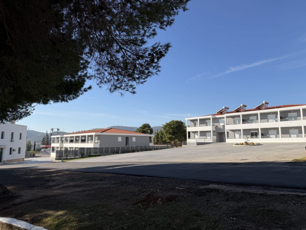 37 νέες στρατιωτικές κατοικίες στο Χαϊδάρι - Εγκαίνια από τον Νίκο Δένδια 7 στρατιωτικές κατοικίες