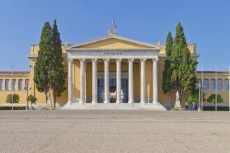 Σφοδρή αντίδραση των Ηπειρωτών στην ιδιωτικοποίηση του Ζαππείου 32
