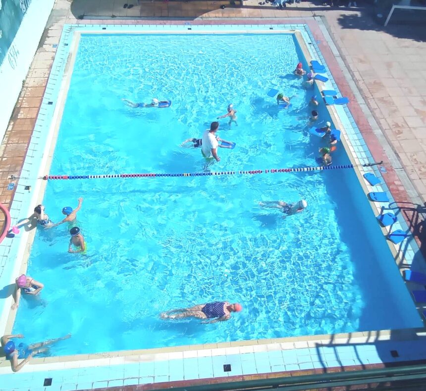 Κλειστή για τρίτη εβδομάδα η μικρή πισίνα – Παράπονα γονέων και παιδιών 1