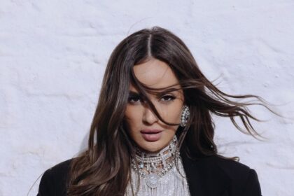 Συναυλία Ρίας Ελληνίδου στο Περιστέρι - Είσοδος ελεύθερη 105