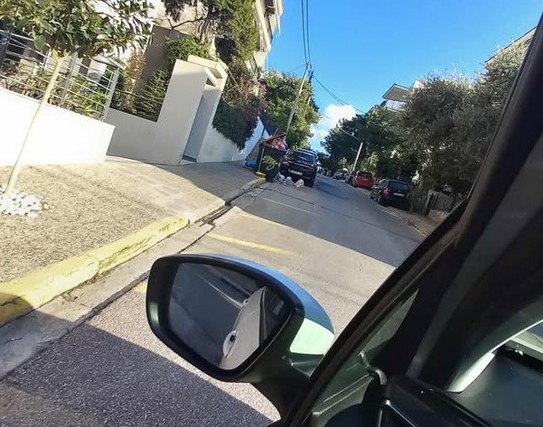 "Σήμερα σε ένα τετράγωνο, ψάχνοντας για πάρκινγκ..." 6 "Σήμερα σε ένα τετράγωνο, ψάχνοντας για πάρκινγκ..." 5