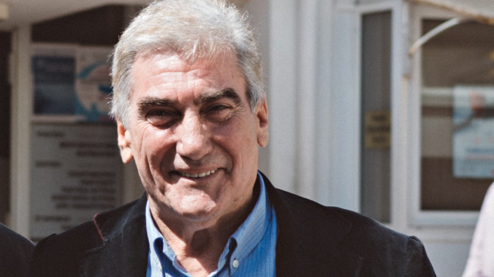 Ο Χαϊδαριώτης ηθοποιός που μπαίνει στη "Γη της ελιάς", ενώ ετοιμάζεται και για το reunion του πολυαγαπημένου "Στο Παρά Πέντε" 3