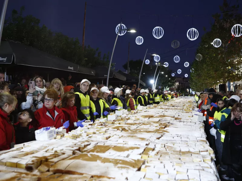 Σοκ! Τελικά η Βασιλόπιτα του Παχατουρίδη θα είναι μόνο 100 μέτρα 1