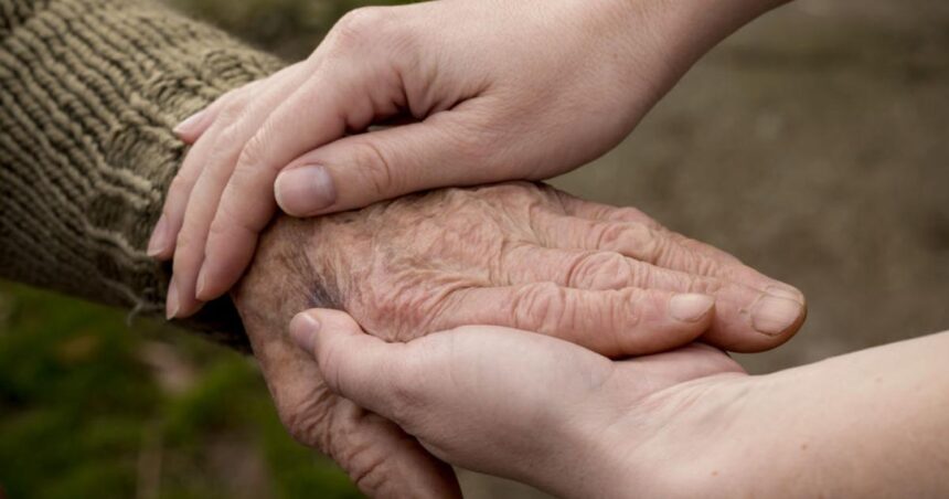 Δράσεις στα ΚΑΠΗ για την προστασία των ηλικιωμένων από τις απάτες 1