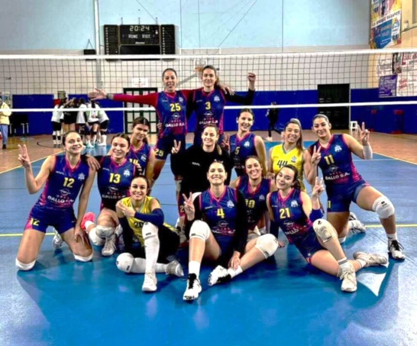 Συνεχίζουν πρώτες και αήττητες! 15