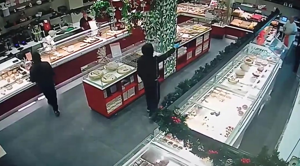 Χαϊδάρι: Προφυλακίστηκαν οι δύο αδίστακτοι ληστές - Βαριές οι κατηγορίες 3