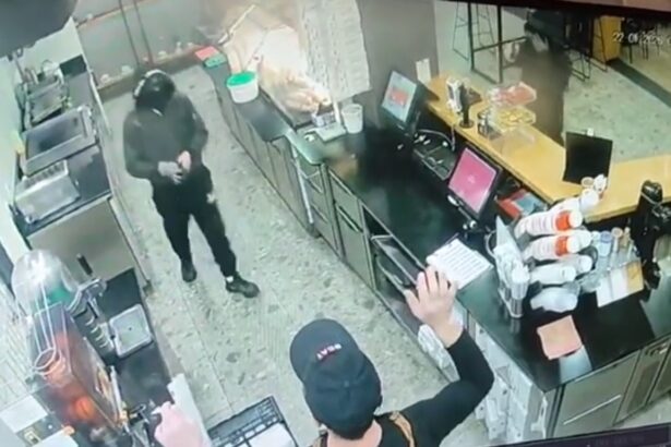 Χαϊδάρι: Η "μάστιγα της νυχτερινής βάρδιας" - Δύο ληστές τρομοκράτησαν δεκάδες εργαζόμενους - Βίντεο 117