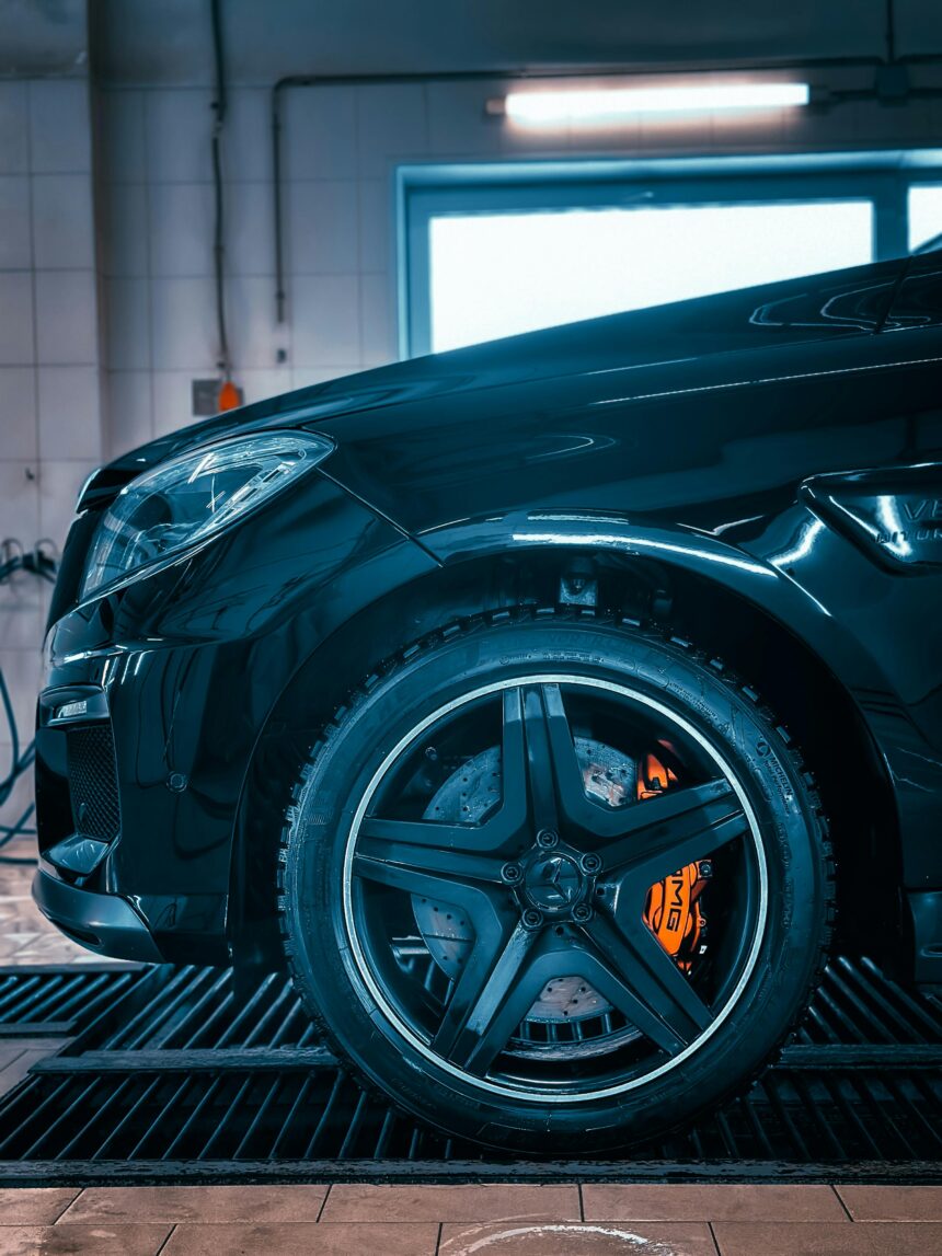 Χτύπησες λακκούβα και δεν φαίνεται τίποτα - Τι μπορεί να έχει πάθει το αυτοκίνητο 1