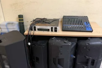 Έφοδος της ΕΛΑΣ σε σπίτι, κατασχέθηκαν ηχεία υψηλής ισχύος 29