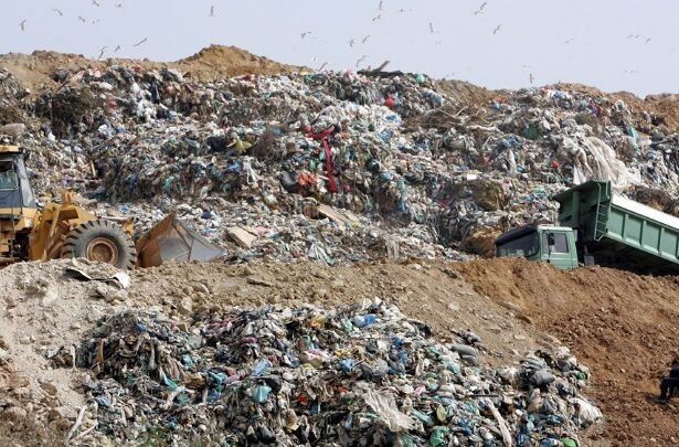 Νέο θηριώδες τείχος για τα σκουπίδια της Αττικής 125