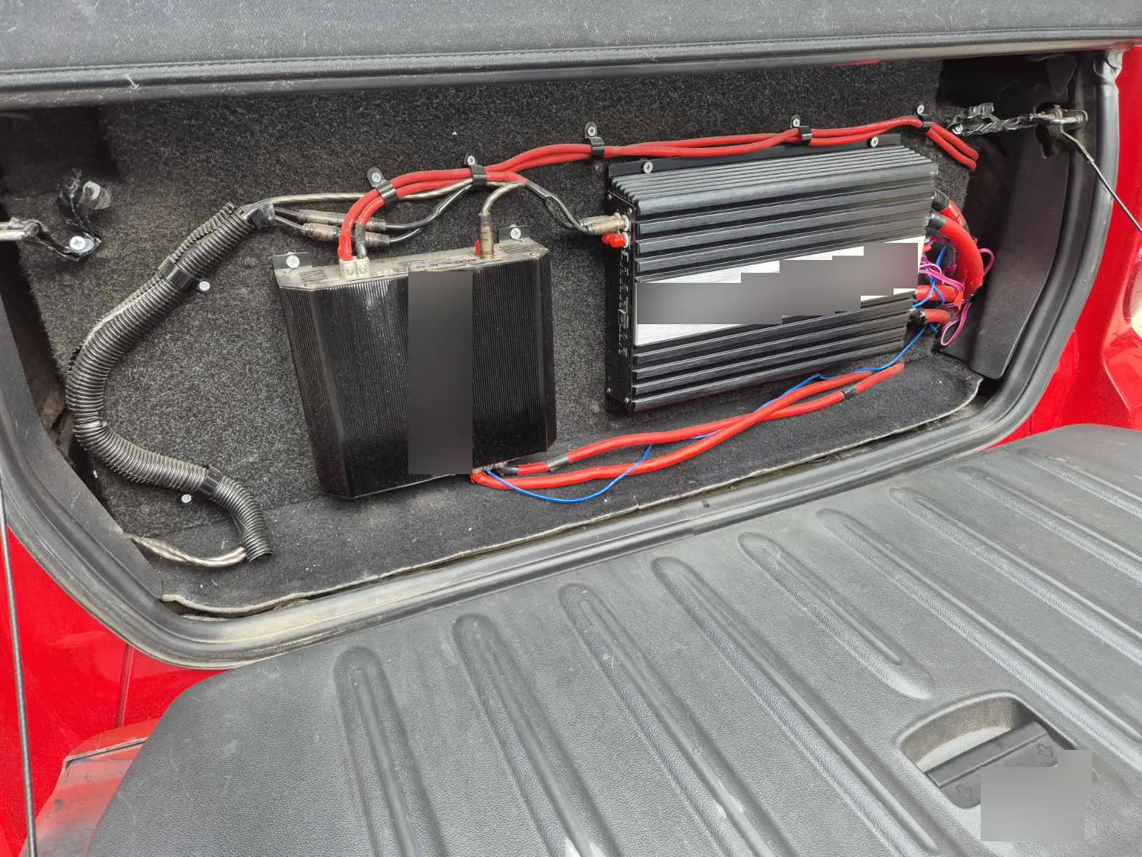 Smartάκι με πανίσχυρο ηχοσύστημα προκαλεί αστυνομική επιχείρηση 5