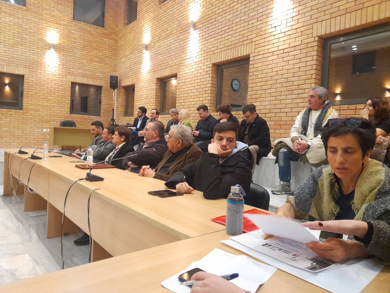 "Εδώ μιλάει το Χαϊδάρι!" - Μεγάλο προσκλητήριο για το Στρατόπεδο 6 "Εδώ μιλάει το Χαϊδάρι!" - Μεγάλο προσκλητήριο για το Στρατόπεδο 5