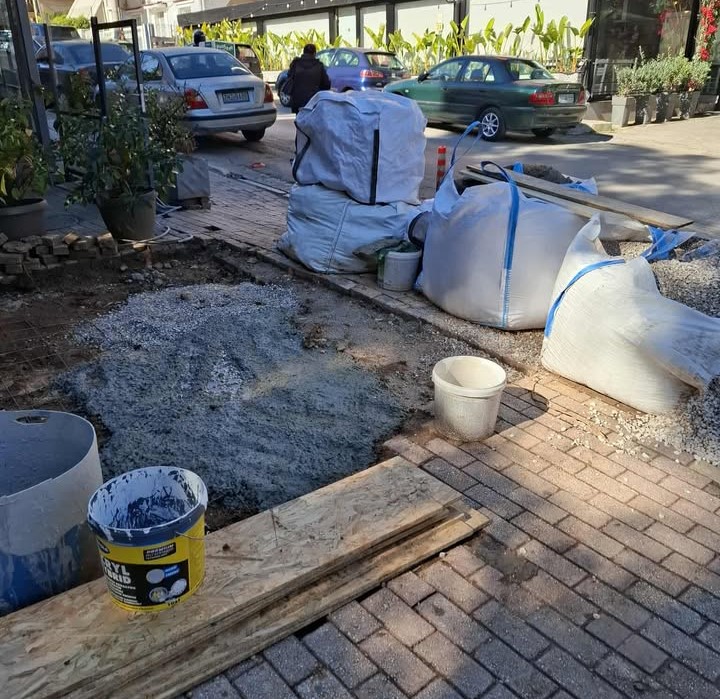 Καραϊσκάκη και Πλαστήρα: Αντί νέου δέντρου, τσιμέντο 1