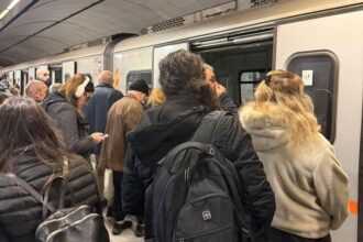 Τεχνική βλάβη σε συρμό της Γραμμής 3 23