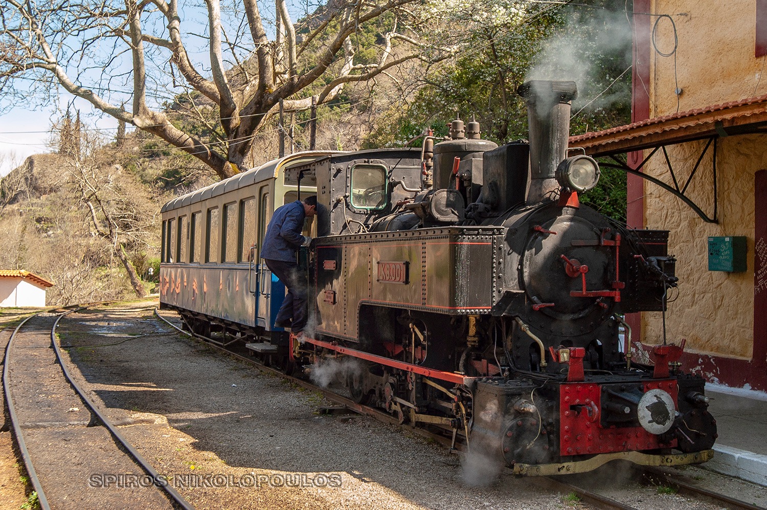 Οδοντωτός, ένα αίσχος 4 Οδοντωτός, ένα αίσχος 3