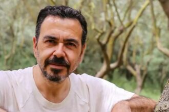 ΕΔΕ στο Κέντρο Υγείας Σαλαμίνας, για τον θάνατο του μοντέρ του MEGA Κώστα Κοσμίδη - Τι λένε οι δικοί του 25