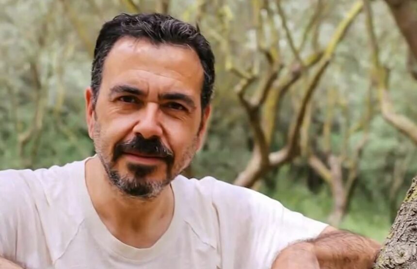 ΕΔΕ στο Κέντρο Υγείας Σαλαμίνας, για τον θάνατο του μοντέρ του MEGA Κώστα Κοσμίδη - Τι λένε οι δικοί του 1