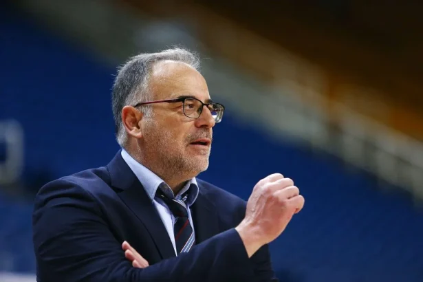 "Και πώς να εξηγήσεις τώρα τα αδιανόητα;" - ΑΕΚ, Παναθηναϊκός, Ολυμπιακός, αποχαιρετούν τον Θ. Σκουρτόπουλο 115