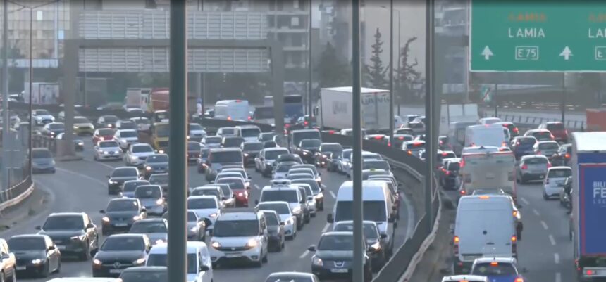 Μποτιλιάρισμα 11χλμ. στον Κηφισό λόγω καραμπόλας οχημάτων 1