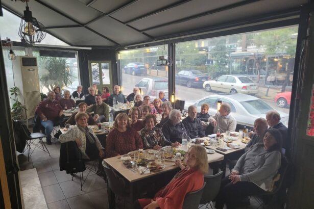 Μια συνάντηση γεμάτη μνήμες, αγκαλιές και νέα ξεκινήματα για τους συνταξιούχους του Δήμου Χαϊδαρίου 131