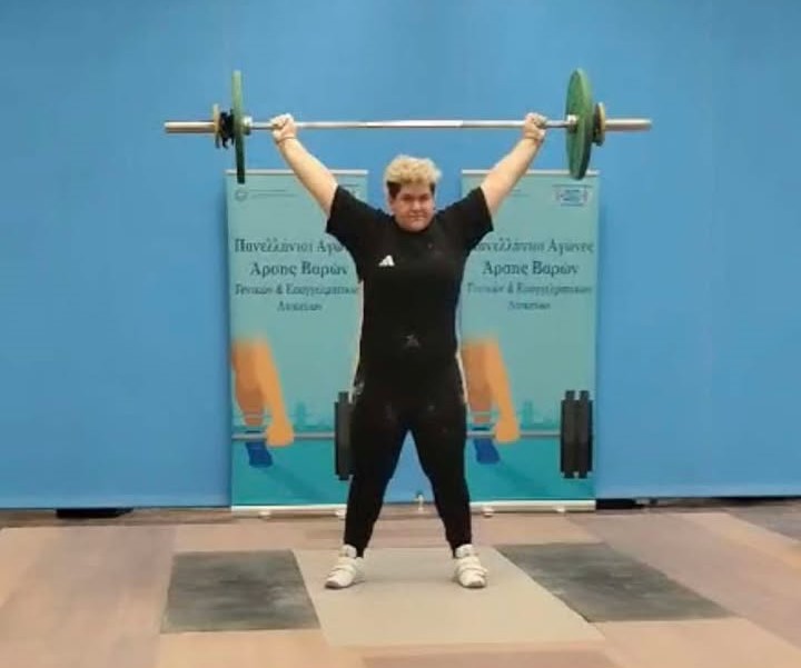Αργυρό μετάλλιο η Ευρυδίκη Σπυράτου στους Πανελλήνιους Σχολικούς Αγώνες Άρσης Βαρών 15